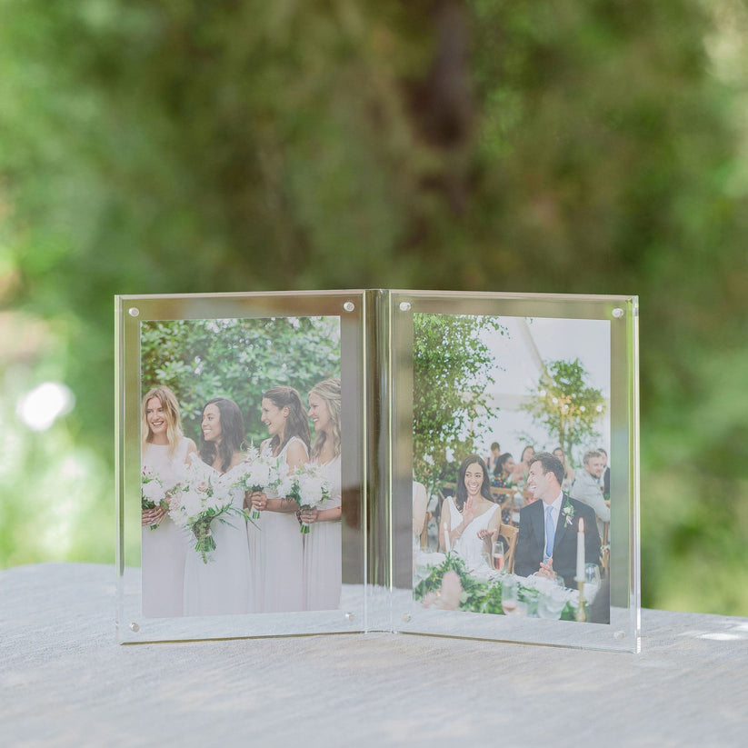 Double Magnetic Acrylic Photo Frame5 x 7 in