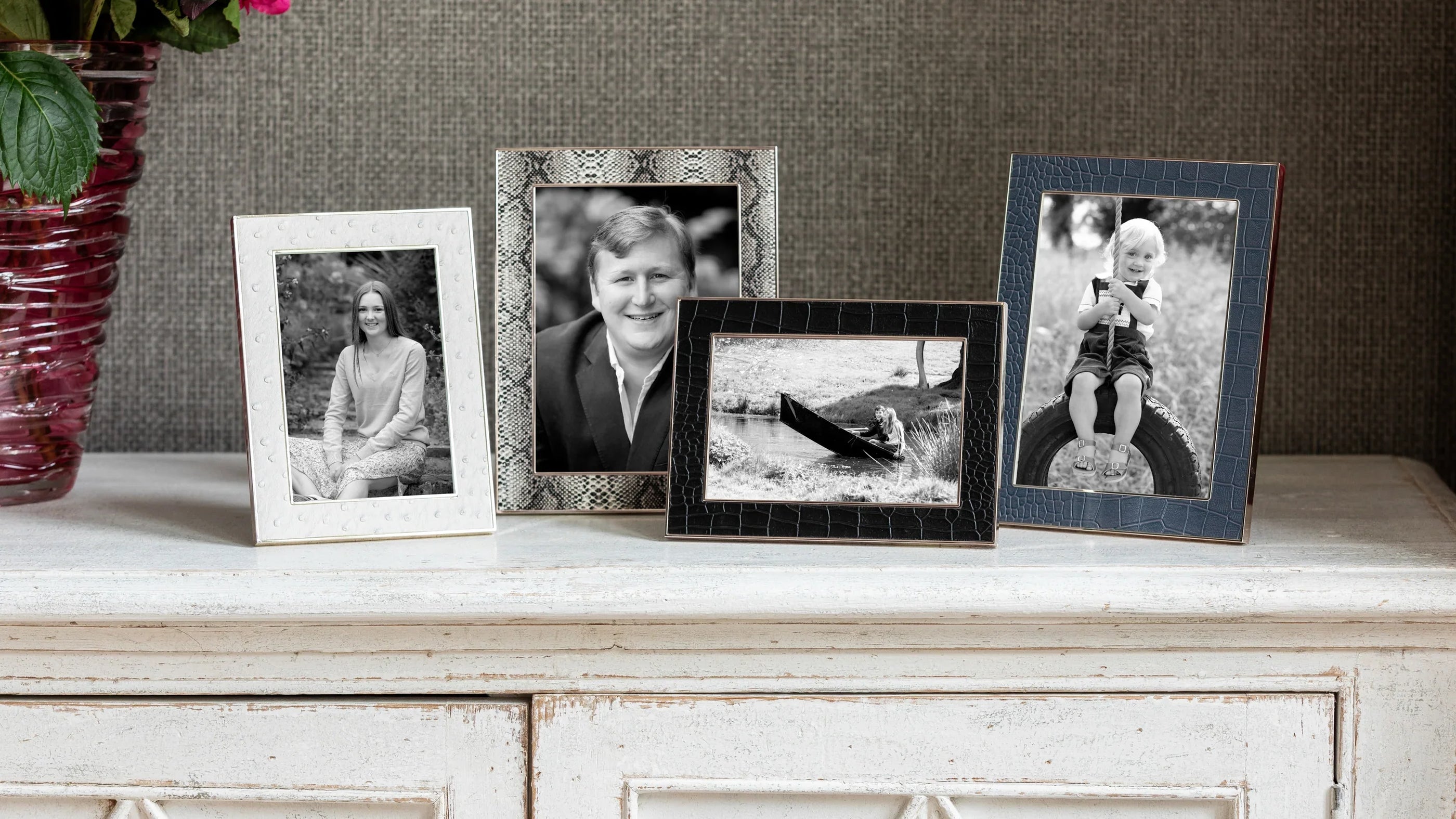 Contemporary Photo Frames
