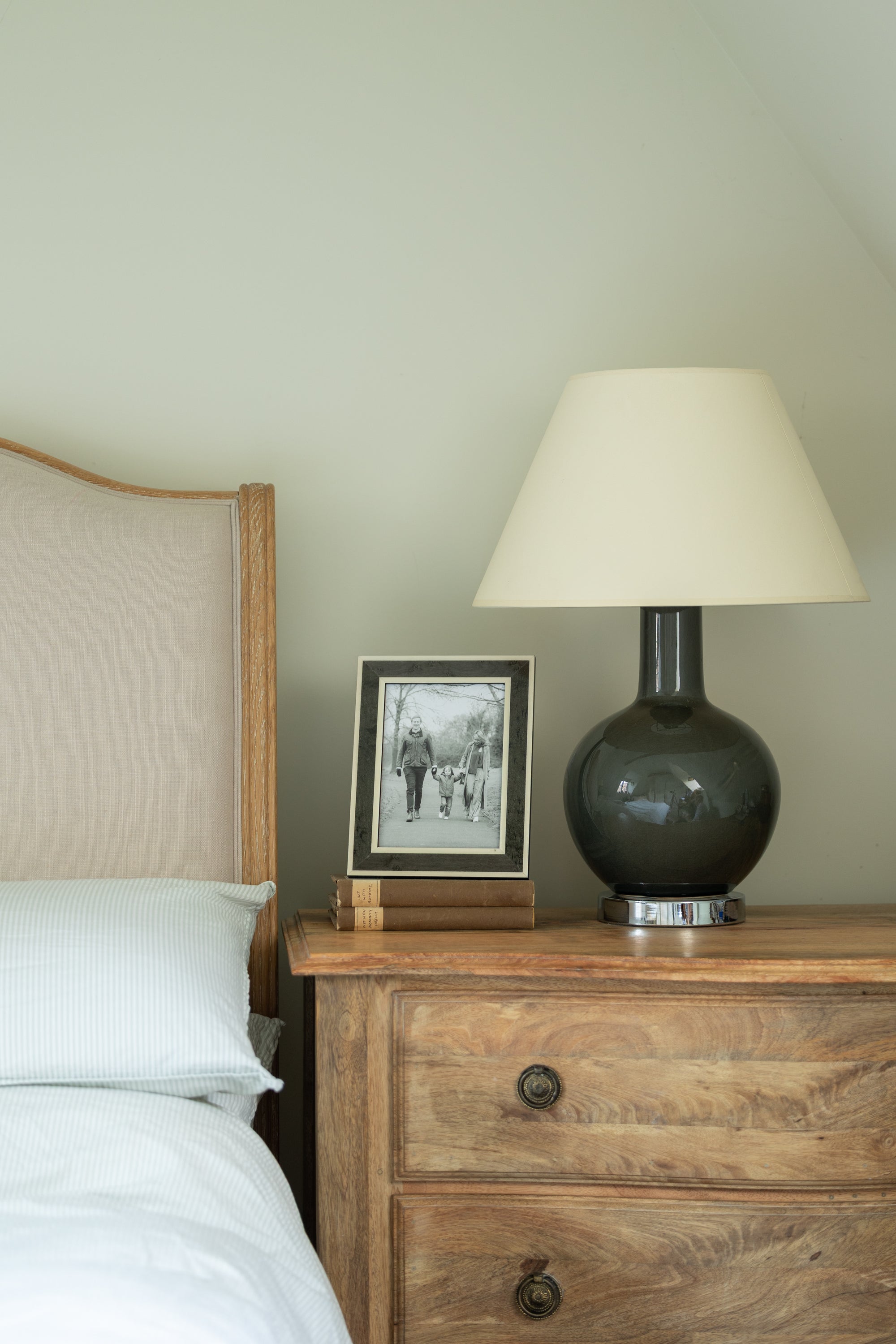 Charcoal White Inlay Photo Frame