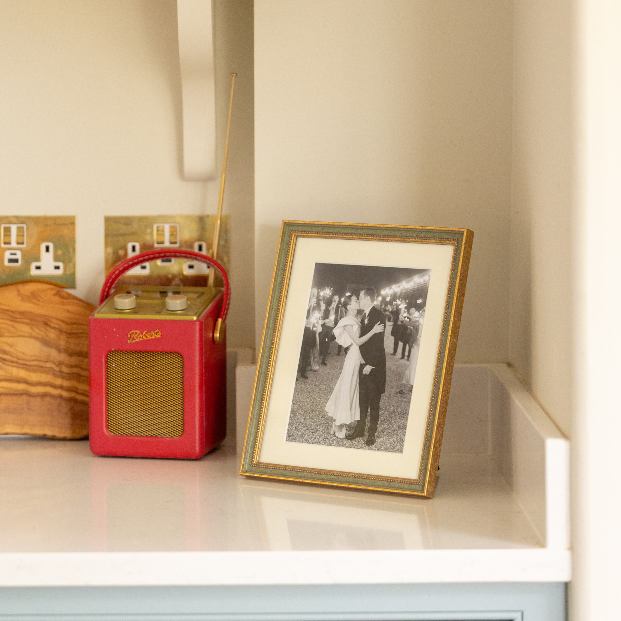 Marbled Bead Mounted Green Photo Frame