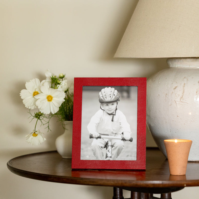 Hungerford Thin Photo Frame Red 10x8