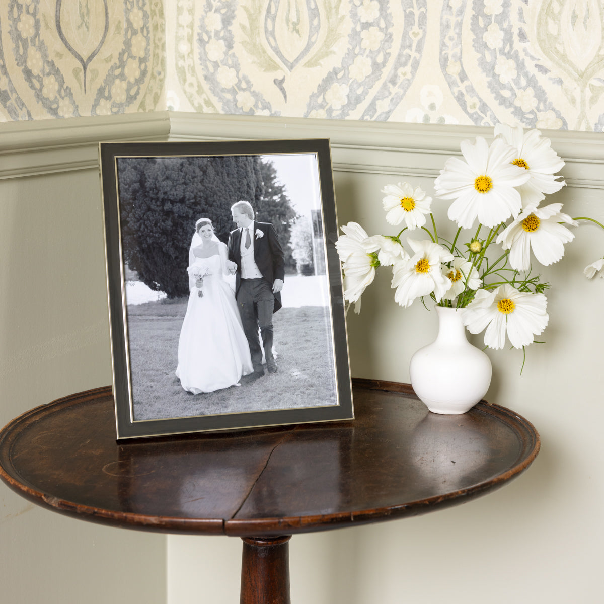 Taupe Thin Contemporary Enamel Photo Frame