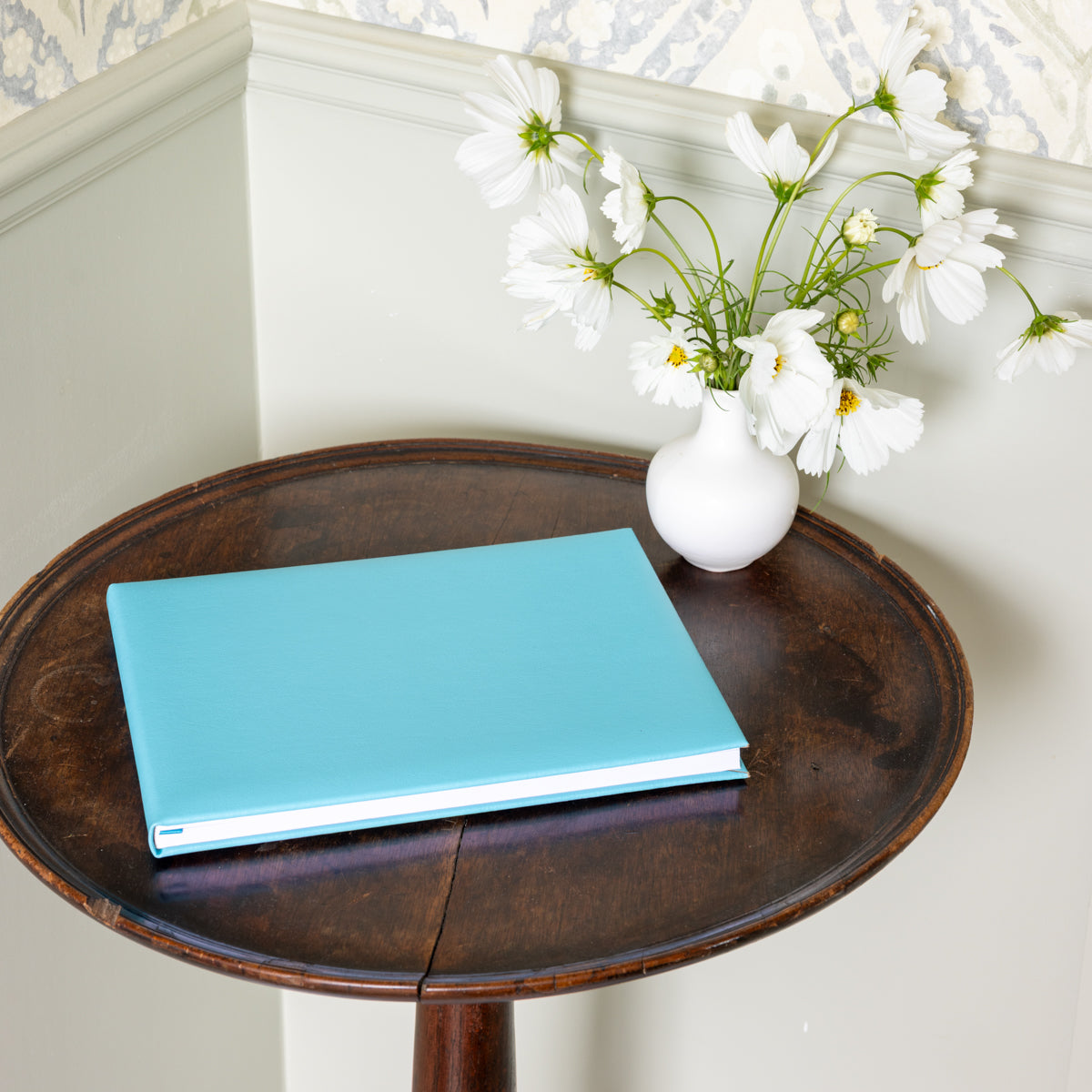 Tuscan Leather Visitors Book