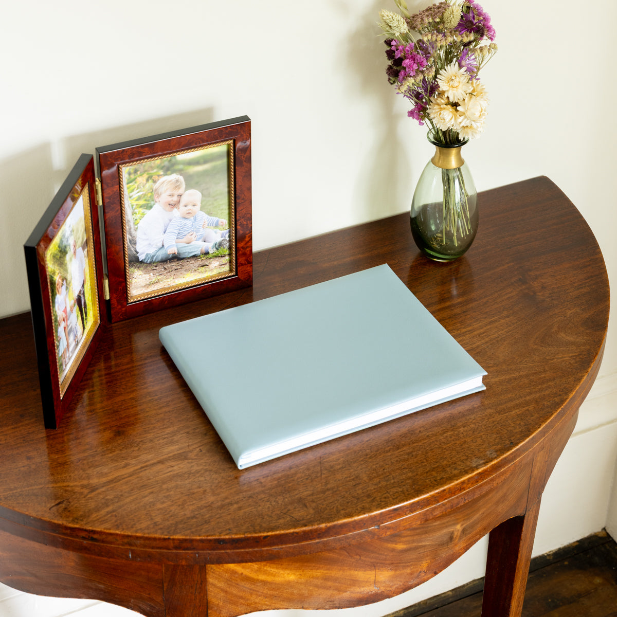 Tuscan Leather Visitors Book